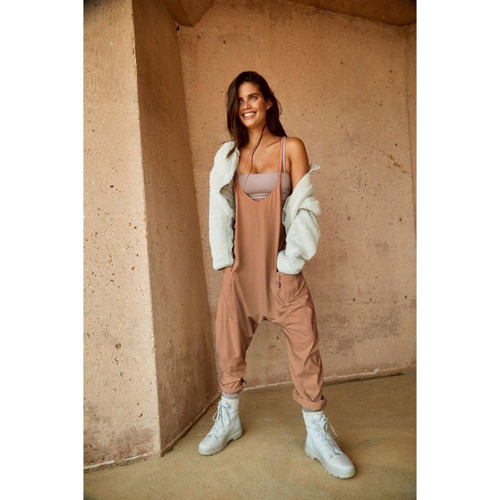 New Free People X Fp Movement Hot Shot Jumpsuit Size Small - Picture 3 of 7